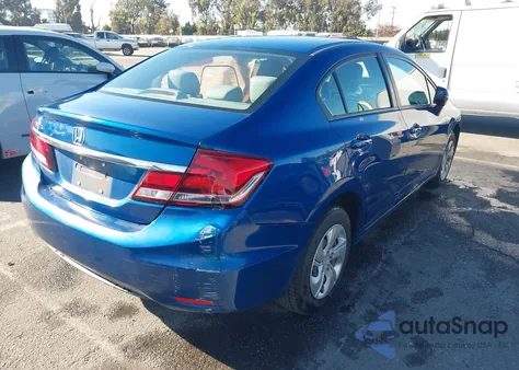 2015 Honda Civic Lx z USA, uszkodzony, nr VIN 2HGFB2F56FH517649